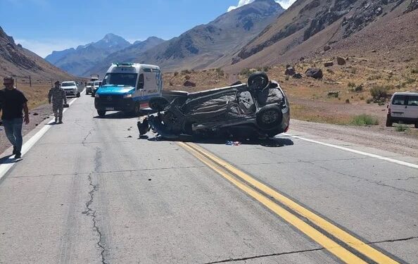Accidente fatal en una ruta : Murió una pareja chilena
