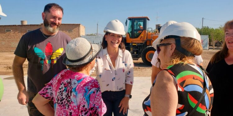 Chimbas avanza en Infraestructura deportiva: nuevos playones múltiples en tres barrios