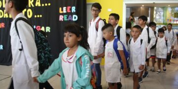 El Gobierno evalúa declarar a la educación como un servicio esencial para evitar los paros docentes