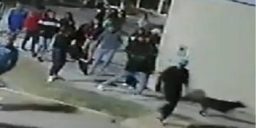 Incendio y heridos en un violento enfrentamiento en un loteo sanjuanino