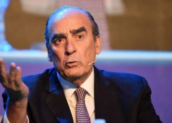 Francos: “No hay una guerra con el interior”