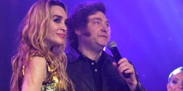 Milei: “La inflación empezó a bajar y prontamente vamos a salir adelante”.