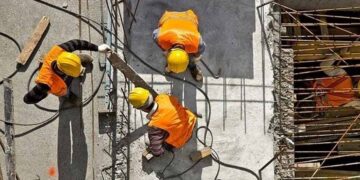 San Juan: Un albañil cayó desde altura y murió