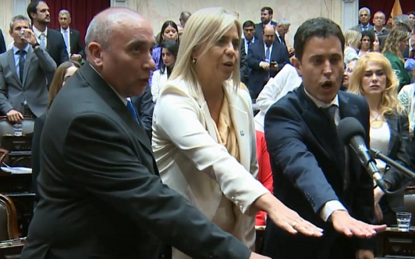 Los sanjuaninos ya definieron los votos por la Ley Ómnibus