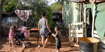 Según la UCA, en dos meses casi el 60% de los argentinos son pobres
