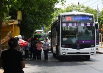 El Gobierno de San Juan intimó a las empresas para que el servicio de transporte sea normal