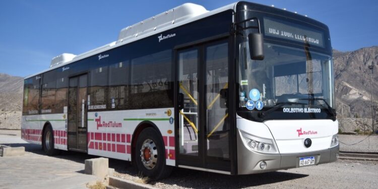 Oficial: Cambia un recorrido de una línea de la Red Tulum