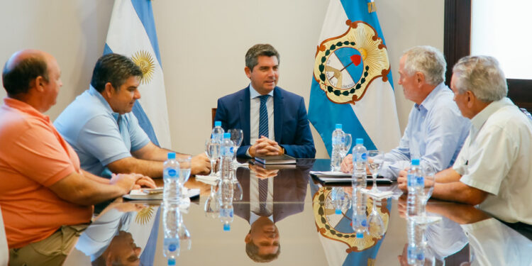 Minería a full: Orrego se reunió con representantes de la empresa Calera San Juan