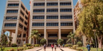 Empleados estatales, docentes y alumnos tienen justificadas la falta por el paro de colectivos