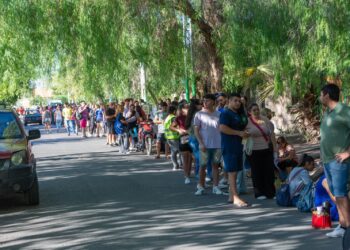 Más de 2000 sanjuaninos hicieron fila en Rivadavia para acceder a capacitaciones gratuitas