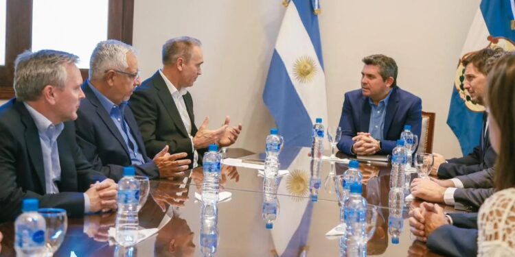 Marcelo Orrego se reunió con directivos del proyecto El Pachón