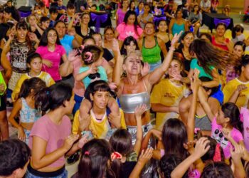 Gran cierre de actividades por el Mes de la Mujer en Chimbas con Karina Palacio