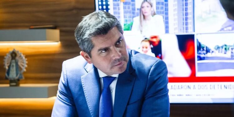 Orrego llegaría a la reunión con gobernadores y Milei