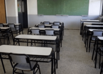 San Juan: Las clases comenzaron con un paro docente
