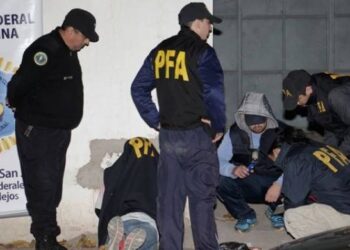 Detuvieron a cuatro personas ligadas al tráfico de drogas en San Juan