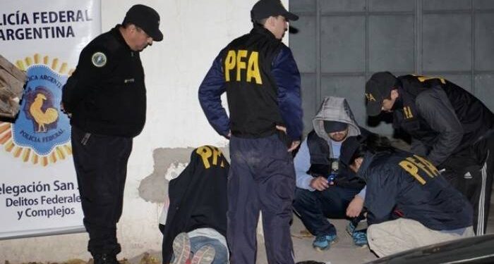 Detuvieron a cuatro personas ligadas al tráfico de drogas en San Juan