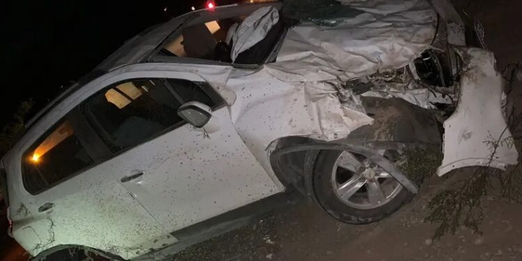 Una familia entera volcó en San Juan