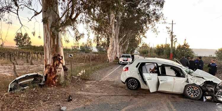 Violento accidente en Chimbas deja a una pareja con graves heridas