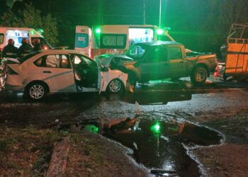 Impactantes imágenes del múltiple accidente en la Ruta 20: Hay 3 heridos graves