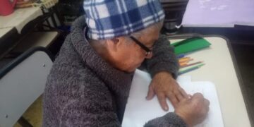 Trabajó toda la vida en el campo y empezó la escuela a los 89 años: “Me decían analfabeta y me dolía”