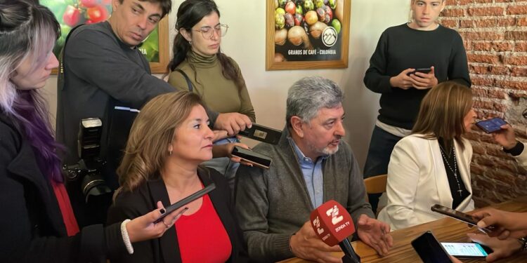 Los tres gremios docentes definieron el día de paro en San Juan