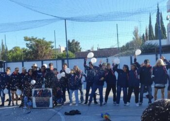 Con globos y emoción, las compañeras de Lucía Rubiño le rindieron homenaje