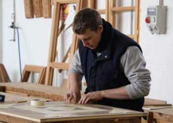 Inauguraron la escuela de oficios en Rivadavia: Se cursará Higiene y Seguridad, Peluquería, y más