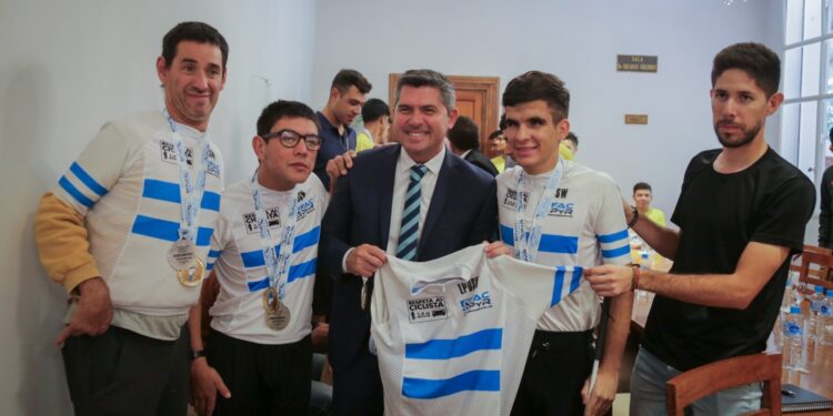 Ciclismo: Orrego recibió a los sanjuaninos que ganaron en Córdoba