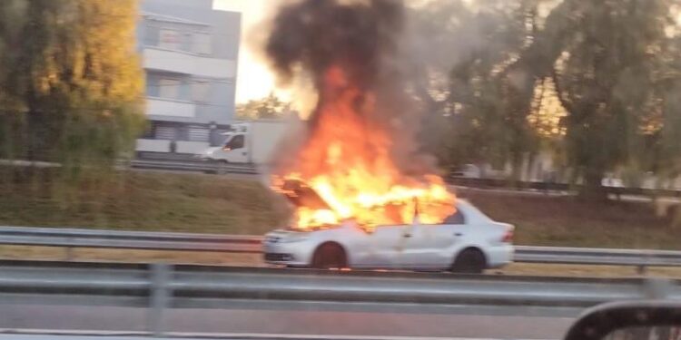 Mamá sanjuanina salvó a su hijo al incendiarse el auto en el que circulaban