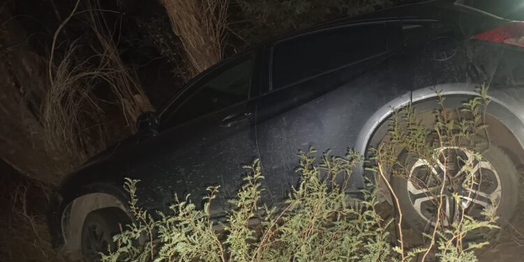 Vuelco en la Ruta 40: Un hombre perdió el control de su vehículo y volcó