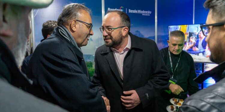 Rivadavia presente y con mucha actividad a través de su stand en la Expo Minera