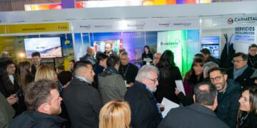 Cerró la exposición de demografía con visita guiada y conversatorio