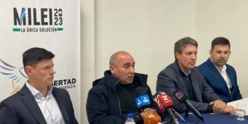 El senador libertario de San Juan anunció la renuncia del aumento de su dieta