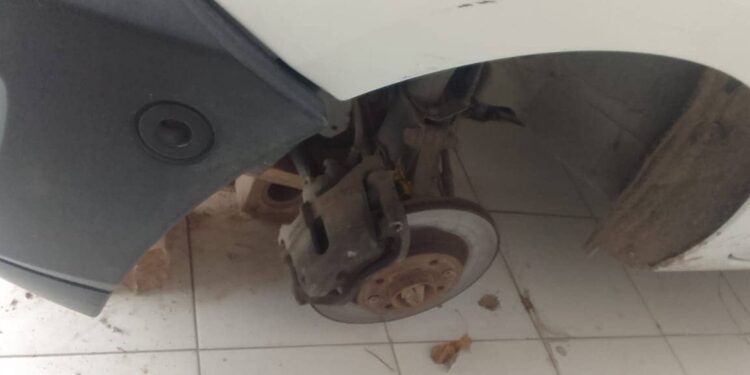 Inseguridad: Roban rueda de camioneta a metros de la Comisaría Novena de Caucete