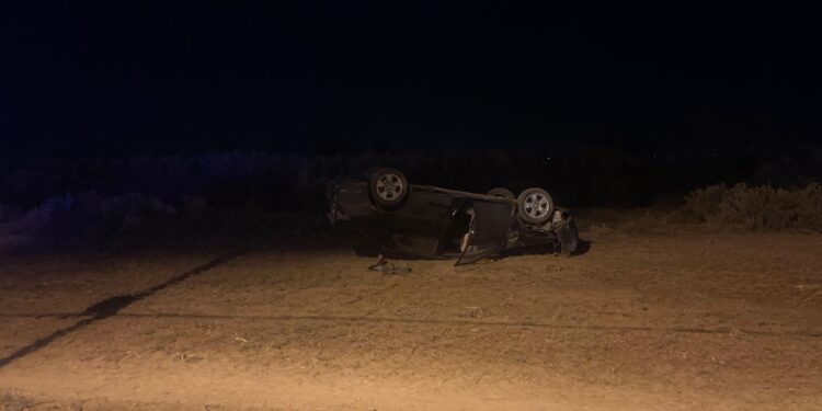 Terrible vuelco en 25 de Mayo: El conductor salió ileso del vehículo