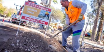 Mejoran un barrio de la Capital y planifican la repavimentación