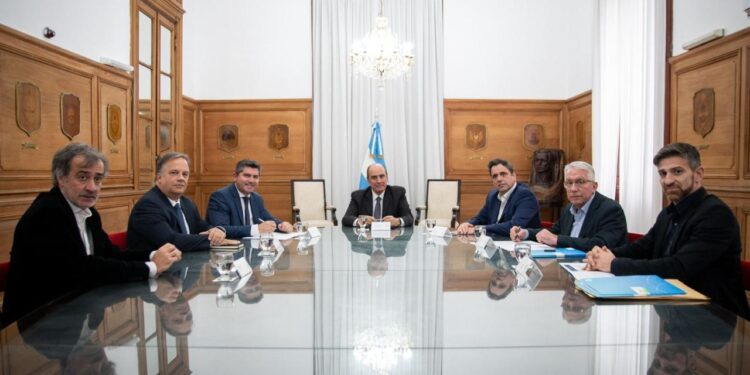 Orregó estuvo en reunión con Francos y logró la reanudación de la Ruta 40 y otras cuatro obras de la provinicia