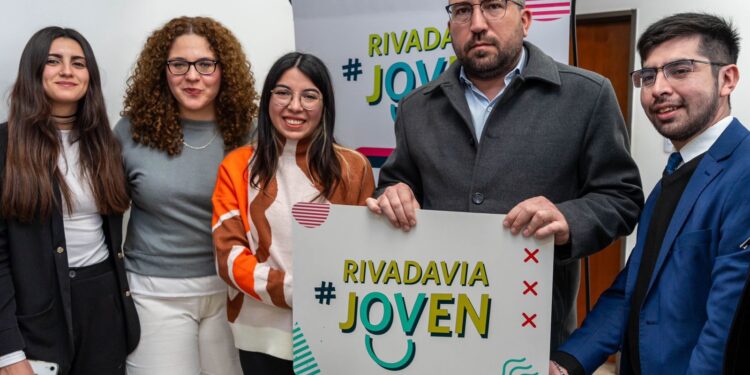Lanzan una tarjeta de beneficios para jóvenes en Rivadavia