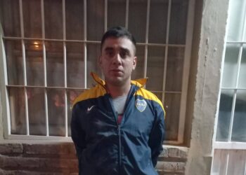 Robo en Santa Lucía: Tres delincuentes sustraen USD 1200 a punta de pistola