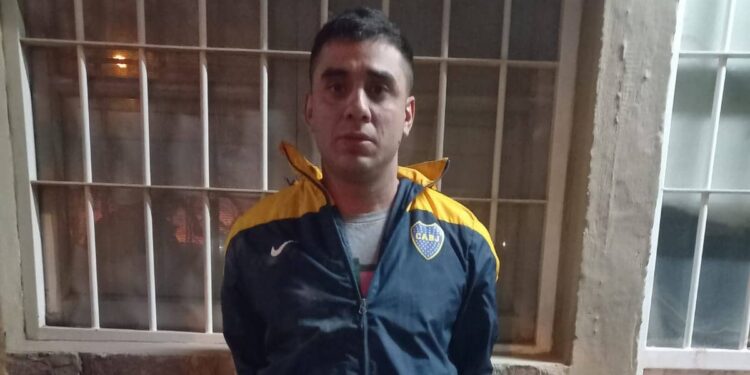 Robo en Santa Lucía: Tres delincuentes sustraen USD 1200 a punta de pistola