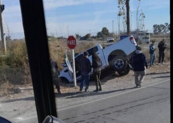 Grave accidente en la Ruta 20: Hospitalizan a un conductor tras violento choque