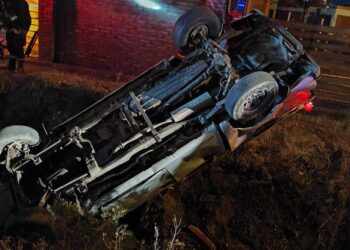 Impactantes imágenes del vuelco fatal que dejó dos muertos y tres heridos