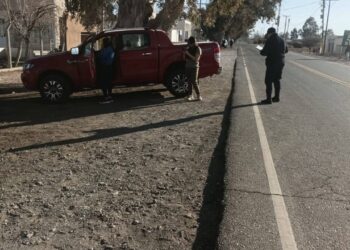 Motociclista herida al chocar con una camioneta que ingresaba a la Ruta 295