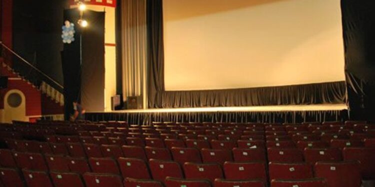 Doble función gratuita en el Cine Teatro Municipal