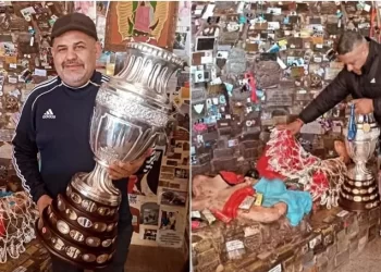 La Copa América llegó a la Difunta Correa: El “Chiqui” Tapia cumplió su promesa