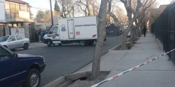 Un camión atropelló a una delivery sanjuanina y falleció en el acto