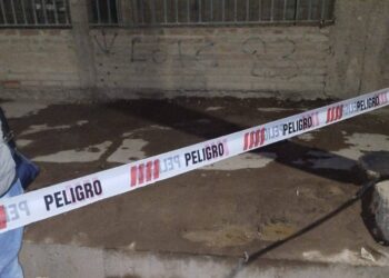 Fue a comprar, peleó con un hombre y le disparó en la cabeza: Se salvó de milagro
