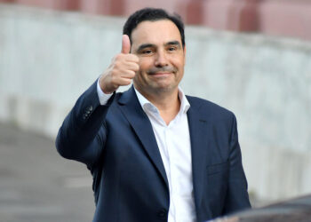 Loan: denuncian al gobernador de Corrientes por encubrimiento y abuso de autoridad