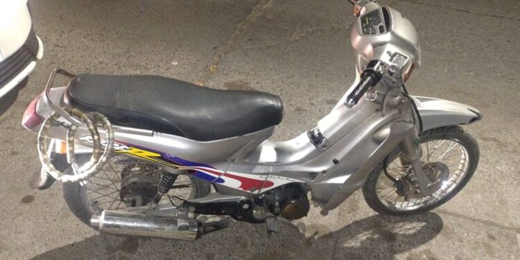La Policía Ciclística detuvo a un menor que había robado una moto en Capital