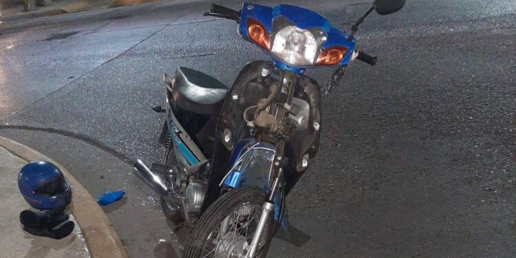 Buscan a conductor que se fugó tras embestir a un motociclista ebrio en Capital